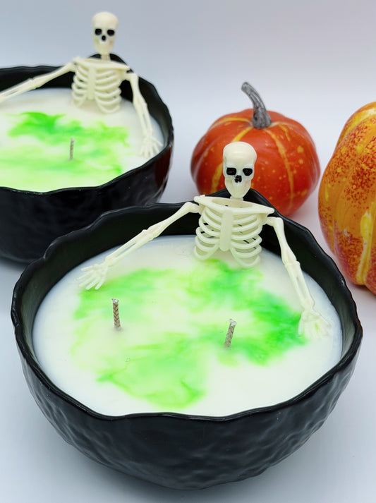 Sojas vaska svece “Toksiskā halovīna vanna”