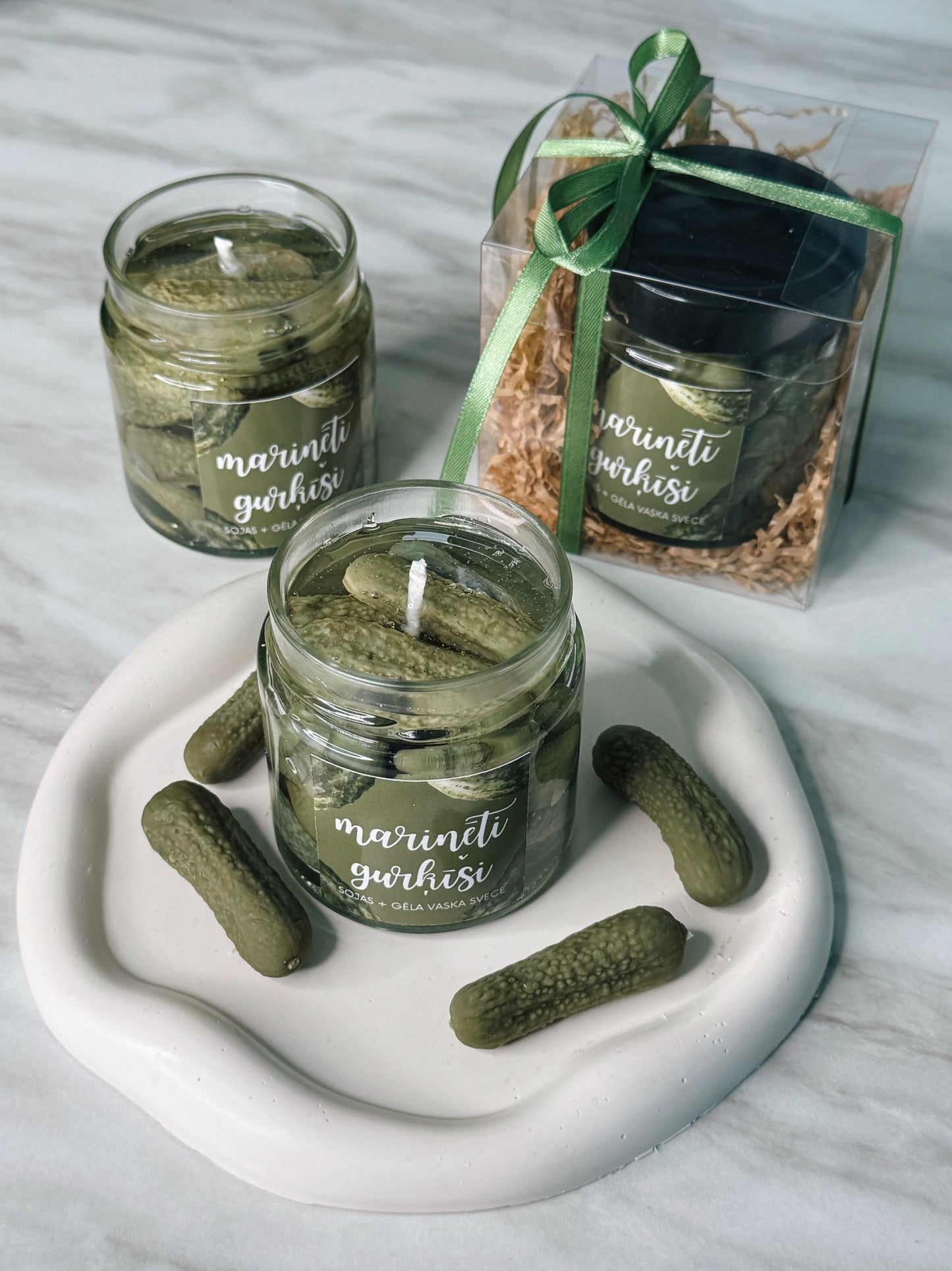 “Marinēti gurķīši”, sojas + gēla vaska svece