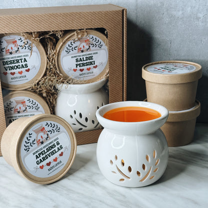 "Kūstošās sirdis" 3 aromātisko vasku dāvanu komplekts ar aromlampu